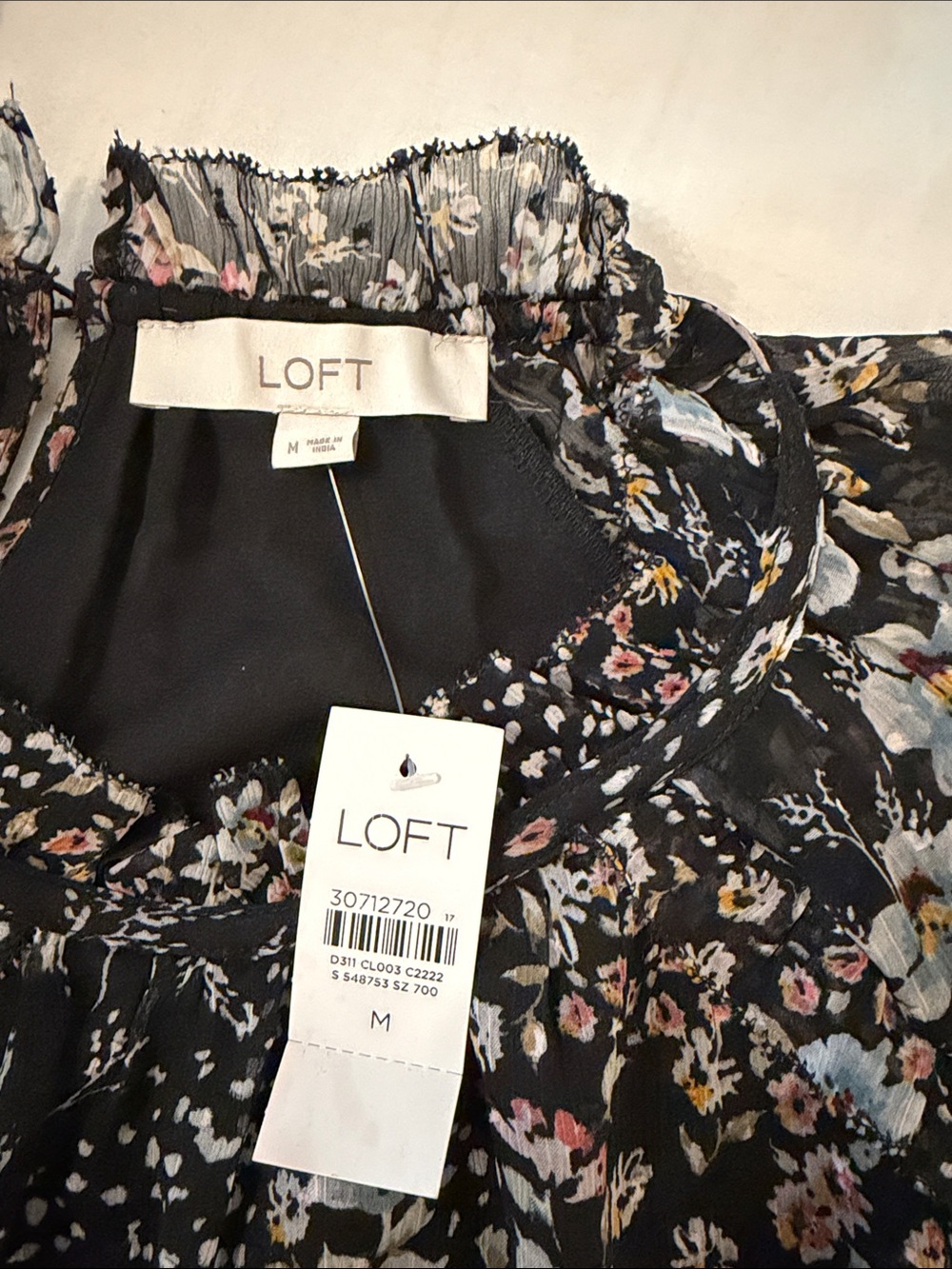 LOFT NWT Floral Ruffle Neck Long-Sleeve Blouse - Black MEDIUM - Picture 4 of 4